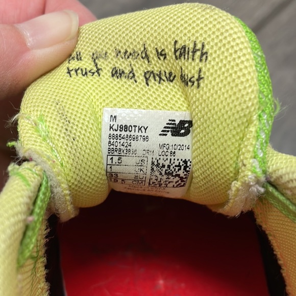 Disney New Balance Tinkerbell shoes - Picture 10 of 12